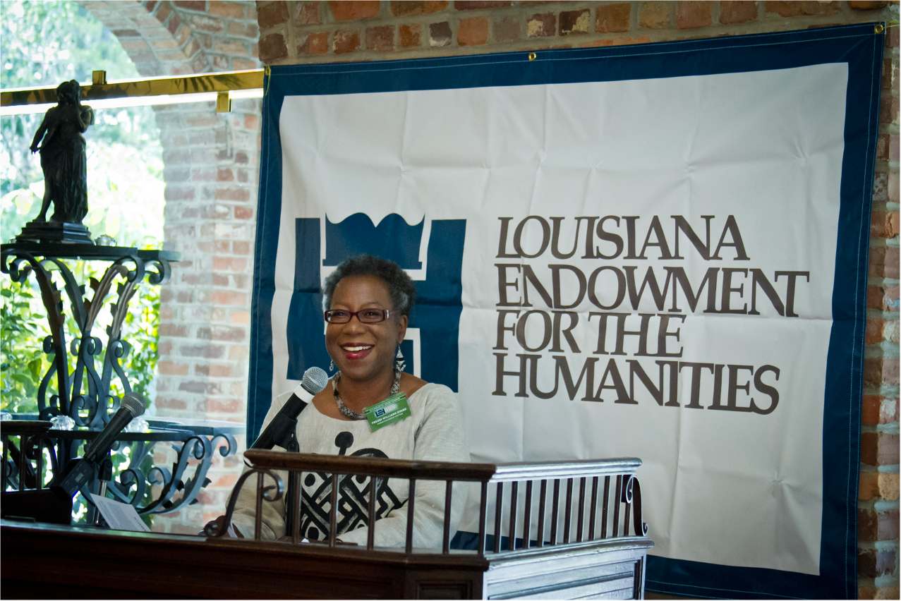 Freddi Williams Evans receiving the 2012 Louisiana Humanities Book of the Year award